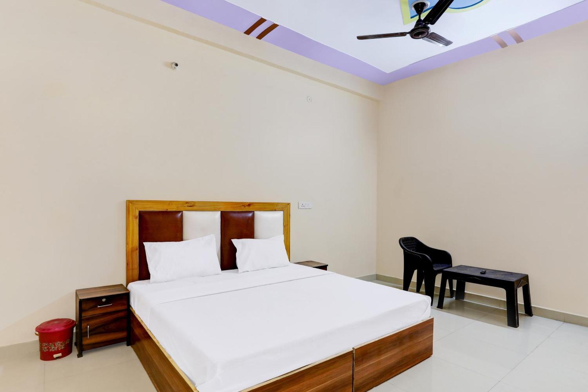 Hotel O Blu Moon Ghaziabad Exterior photo
